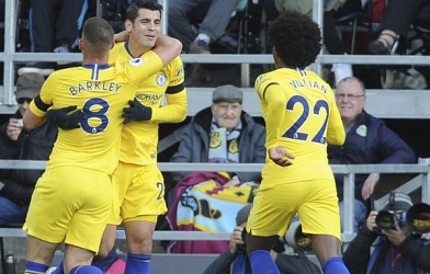 Chelsea dễ dàng đả bại Burnley với chiến thắng 4 sao