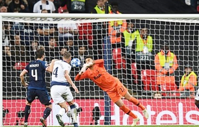 BXH Champions League: Đại diện nước Anh 'chết hụt'