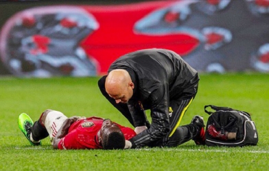 MU thông báo chấn thương nghiêm trọng của Bailly