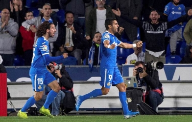 Kết quả bóng đá hôm nay ngày 1/11: AC Milan thắng nhẹ