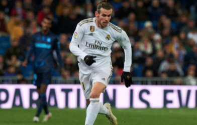 Real bị Bale trêu tức, HLV Zidane vẫn kêu gọi NHM ủng hộ