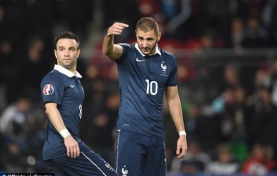 Scandal tống tiền bằng clip sex bất ngờ nóng trở lại