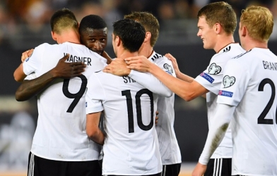 Kết quả vòng loại WC: Đá đội hình B, Đức vẫn thắng đậm Azerbaijan