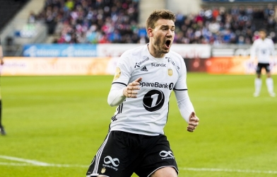 Tin HOT: Nicklas Bendtner bất ngờ trở thành Vua phá lưới