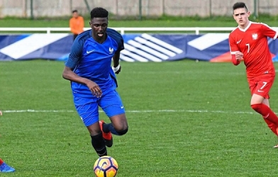 Tân binh Aliou Traore của MU là ai?