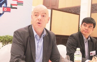 Chủ tịch FIFA tài trợ khoản tiền lớn cho bóng đá Campuchia