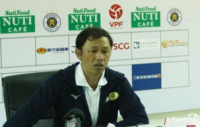 HLV HAGL nói gì khi để Cần Thơ cầm hòa đáng tiếc?