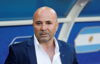 HLV Argentina nói gì về pha đá 11m thảm họa của Messi?