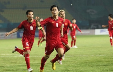 Chuyên gia: 'Bóng đá Châu Á sẽ tiếp tục nể phục Việt Nam'