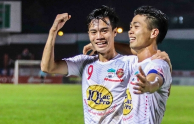 HAGL mất 2 trụ cột quan trọng trước trận đối đầu HLV Miura