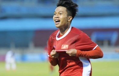 HLV U18 Việt Nam bảo vệ 'Tiểu Công Phượng' sau trận thắng Malaysia
