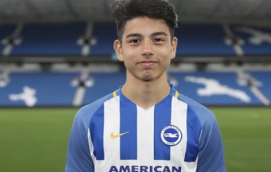 Đối thủ U22 Việt Nam tại SEA Games chiêu mộ sao trẻ sáng giá nhất nước Anh