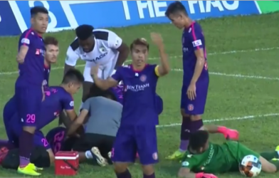 VIDEO: 5 phút thót tim ở trận HAGL hoà 1-1 Sài Gòn