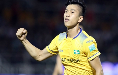 Văn Đức toả sáng, SLNA hoà nghẹt thở Hà Tĩnh trên sân nhà