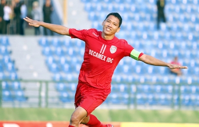 VIDEO: Khả năng săn bàn cực đỉnh của tiền đạo tân binh HAGL