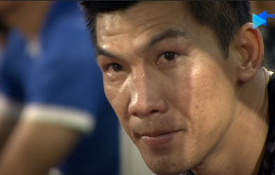 VIDEO: Cầu thủ Quảng Nam khóc 'nức nở' sau khi rớt hạng