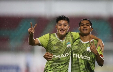 Sao U22 Việt Nam tỏa sáng, U21 HAGL thắng nhẹ nhàng Tây Ninh