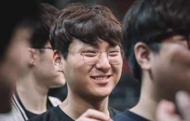 KT Rolster ký hợp đồng với người đi rừng cũ của SKT T1