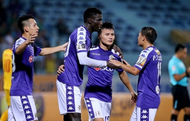 Quang Hai fires a masterpiece, Hanoi win full three points over Da Nang