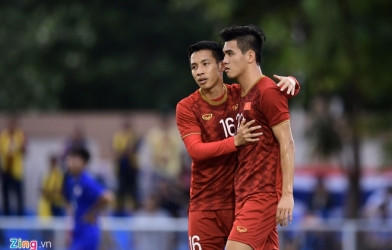 Thrashing U22 Thailand, Vietnam advance to the semis of SEA Games men's football