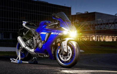 VIDEO: Âm thanh của quái vật Yamaha R1 Exhaust 2020