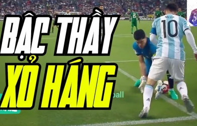 VIDEO: Những pha xỏ háng 'quỷ khóc thần sầu' của các cao thủ bậc thầy trong làng túc cầu thế giới