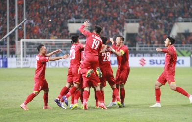 Đây có phải đội hình xuất sắc nhất lịch sử bóng đá Việt Nam?