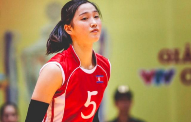 Hot girl bóng chuyền xinh đẹp, ghi số điểm kỷ lục đánh bại Thái Lan