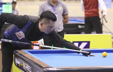 Dương Anh Vũ một mình chấp 3 cơ thủ Hàn Quốc ngay trên sân đối thủ