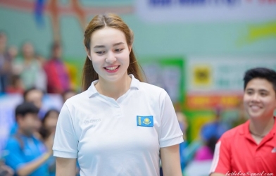 Dinara Syzdykova giành vương miện Hoa khôi VTV Cup 2019