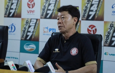 HLV TPHCM : 'Vô địch không quan trọng, tôi muốn giúp nền bóng đá VN'