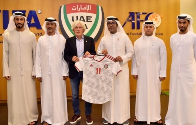 UAE có HLV mới đấu Việt Nam ở VL World Cup 2022
