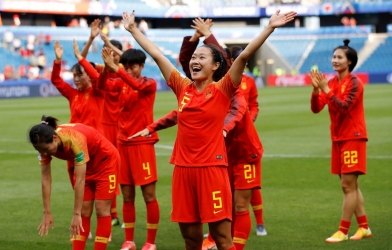 Tuyển nữ Trung Quốc bị đối xử 'đặc biệt' tại Úc vì virus corona