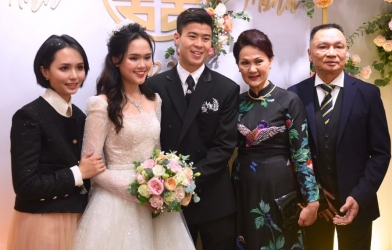 HLV Park Hang Seo chúc mừng đám cưới Duy Mạnh