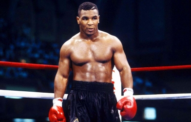 VIDEO: 20 pha knock out đỉnh cao của huyền thoại Mike Tyson
