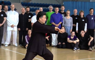 Xuất hiện cao thủ biết sử dụng 'võ điện giật' của võ sư Huỳnh Tuấn Kiệt