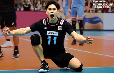 VIDEO: Chiêm ngưỡng tài năng của đối chuyền hay nhất thế giới