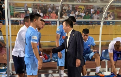 VIDEO: Bầu Hiển thưởng nóng SHB Đà Nẵng 200 triệu sau trận hoà Viettel