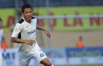 Anh Đức và Hà Minh Tuấn thi nhau nổ súng khi HAGL đối đầu Quảng Nam