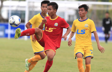 U17 SLNA vào chung kết sau loạt penalty cân não