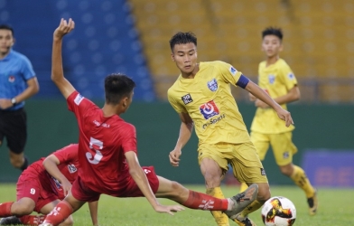 Cầu thủ trẻ lập hat-trick giúp U15 SLNA hủy diệt TPHCM