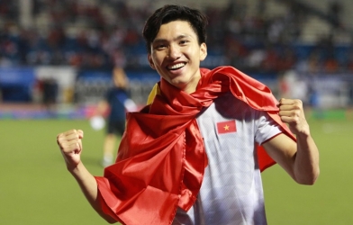 Đoàn Văn Hậu nhận vinh dự đặc biệt từ Bộ VH-TT& DL