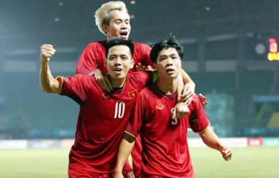 Đội hình CHÍNH THỨC ĐTQG vs U22 Việt Nam: Văn Quyết đá chính