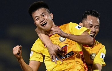 HLV Petrovic: 'Trịnh Văn Lợi là cầu thủ hay nhất Thanh Hóa'