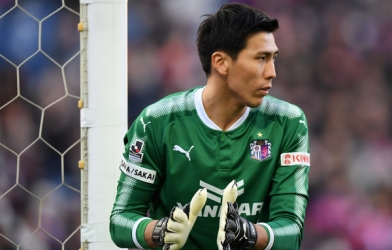 Đối thủ cạnh tranh với Văn Lâm để thua 3 bàn trong 1 trận đấu