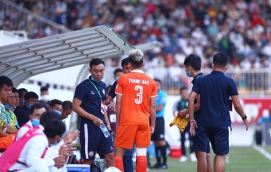 Trung vệ tuyển Việt Nam: 'Tôi không đáng bị thay ra ở phút 22'