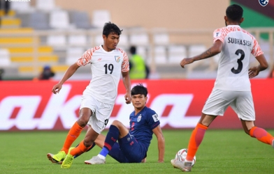 VIDEO: Xem lại trận đấu tuyển Thái Lan bị Ấn Độ đè bẹp