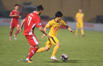 Công Phượng: 'Tôi học Kiatisak kinh nghiệm làm tiền đạo'