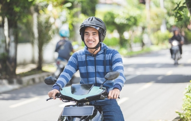 Học cách chọn xe từ nam giới