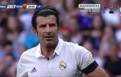 VIDEO: Luis Figo lập siêu phẩm (Real 4-0 Roma) (Huyền thoại)